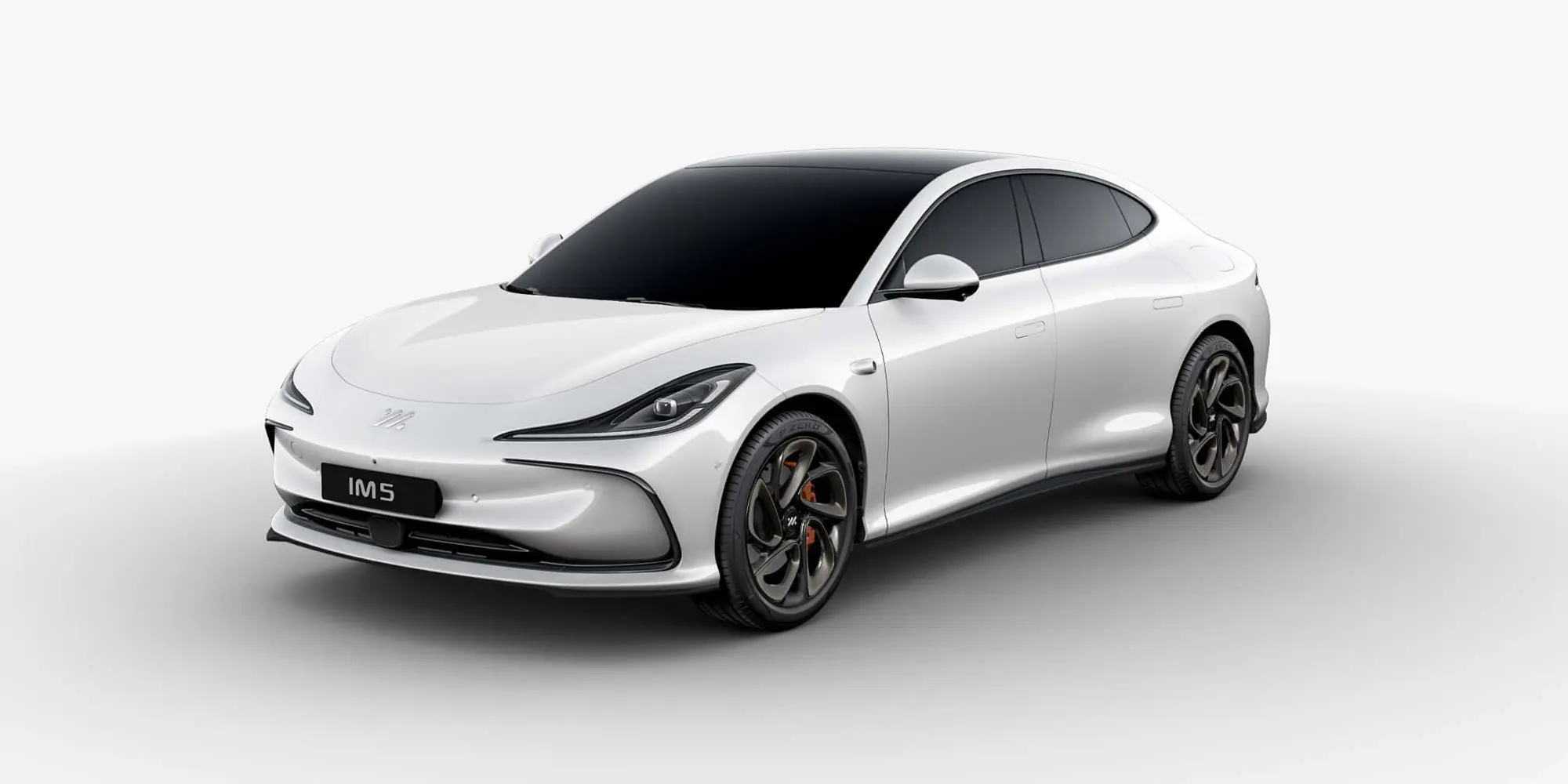 im5 platinum athena white